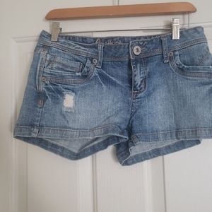Jean short shorts